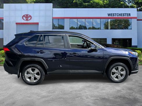 Certified 2022 Toyota RAV4 XLE AWD/4WD image 8