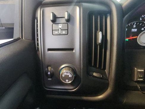 Used 2016 Chevrolet Silverado 2500 W/T w/ WT Convenience Package AWD/4WD image 19