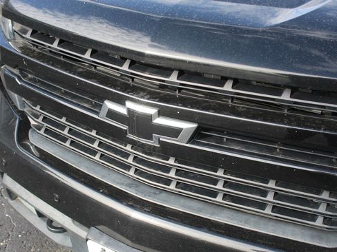 Used 2020 Chevrolet Silverado 1500 RST image 9