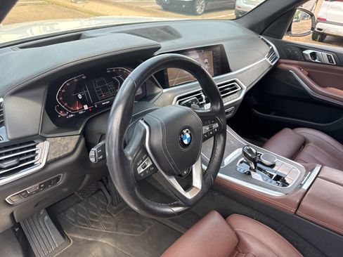 Used 2022 BMW X5 xDrive40i w/ Luxury Seating Package AWD/4WD image 15