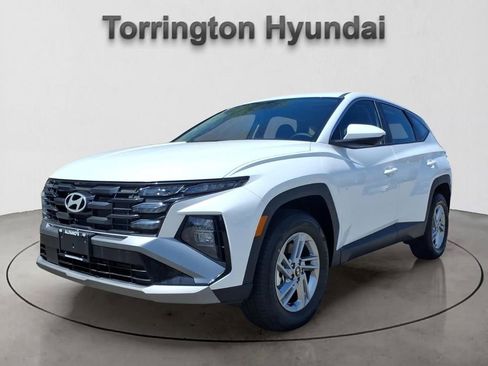 New 2026 Hyundai Tucson SE AWD/4WD image 1