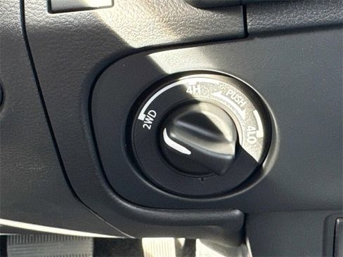 New 2026 Nissan Frontier S image 30