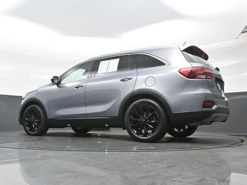 Used 2020 Kia Sorento EX AWD/4WD image 30