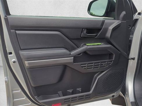 New 2026 Toyota Tacoma SR5 RWD image 10