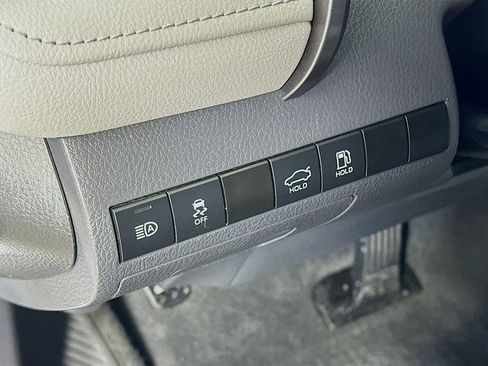 Used 2023 Toyota Camry LE image 20