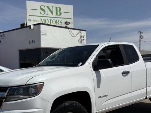 Used 2018 Chevrolet Colorado W/T w/ WT Convenience Package RWD image 17