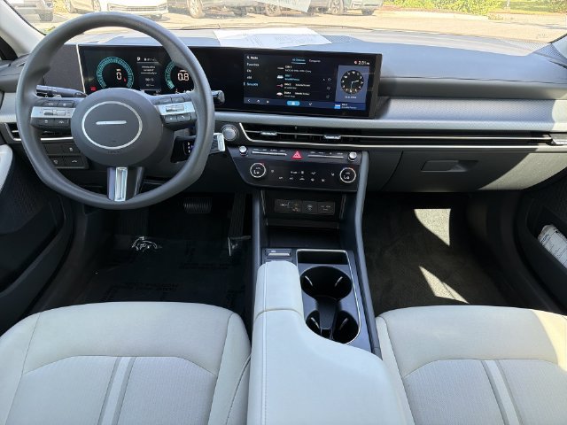 Certified 2025 Hyundai Sonata SEL AWD/4WD image 17