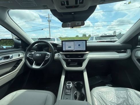 New 2026 Ford Explorer Active w/ Active Comfort Package AWD/4WD image 20