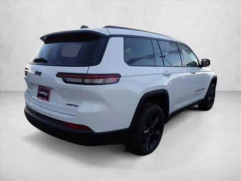 New 2025 Jeep Grand Cherokee L Limited w/ Black Appearance Package image 4