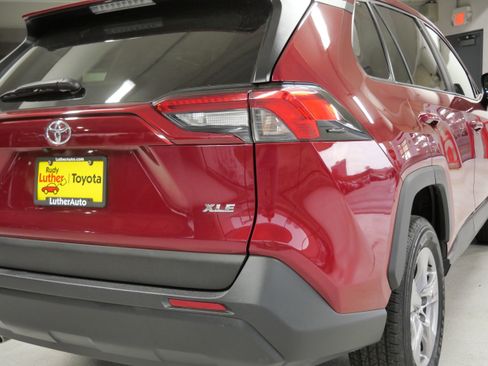 Certified 2025 Toyota RAV4 XLE FWD image 18