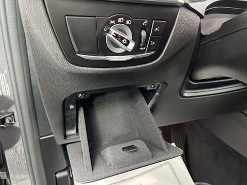 Used 2024 BMW X3 sDrive30i w/ Convenience Package RWD image 30