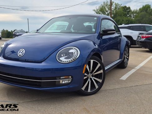 Used 2012 Volkswagen Beetle Turbo FWD image 1