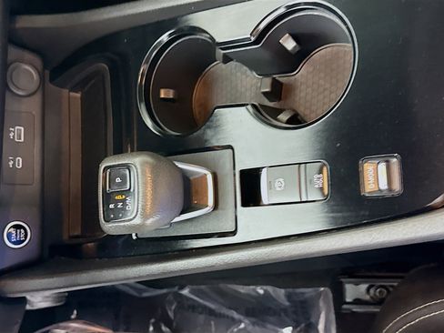 Used 2022 Nissan Rogue SV FWD image 20