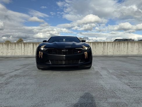 Used 2021 Chevrolet Camaro LT w/ RS Package RWD image 4