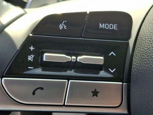 Used 2023 Hyundai Tucson Limited image 23