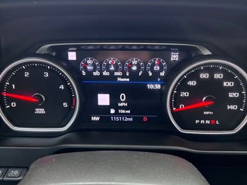 Used 2022 Chevrolet Silverado 2500 High Country w/ Technology Package image 13