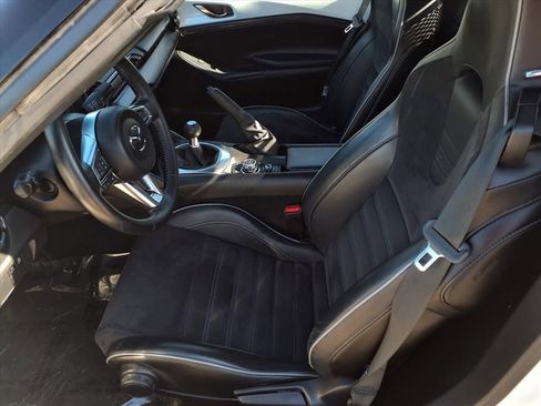 Used 2023 MAZDA MX-5 Miata Club w/ Brembo/BBS Recaro Package image 17