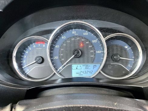Used 2014 Toyota Corolla LE FWD image 13
