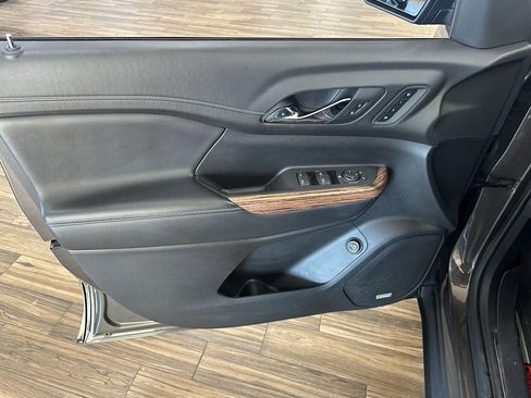 Used 2019 GMC Acadia Denali w/ Technology Package image 11