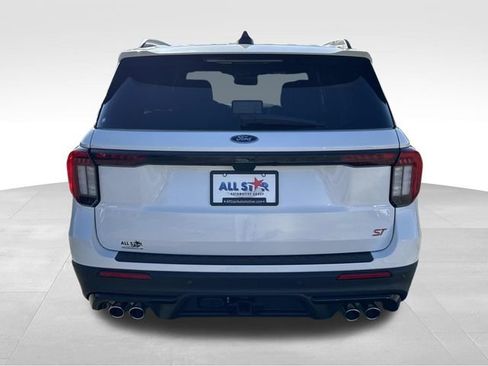 New 2026 Ford Explorer ST image 8