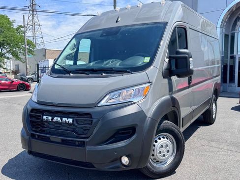 Used 2026 RAM ProMaster 1500 w/ Safety Group FWD image 3