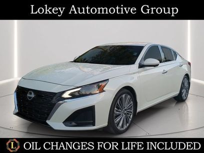 Certified 2025 Nissan Altima 2.5 SL