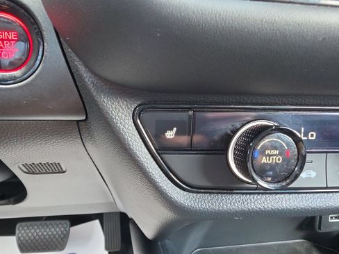 Certified 2024 Honda HR-V Sport image 19