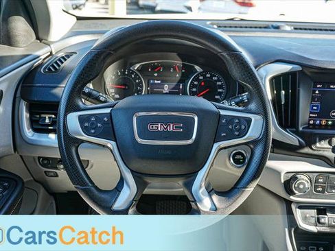 Used 2022 GMC Terrain SLE image 32