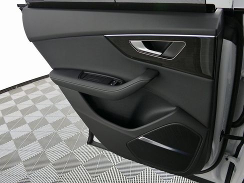 New 2026 Audi Q8 Premium Plus image 27