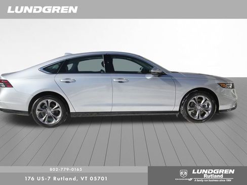 Used 2023 Honda Accord EX-L image 2