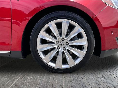 Used 2013 Lincoln MKS AWD image 10