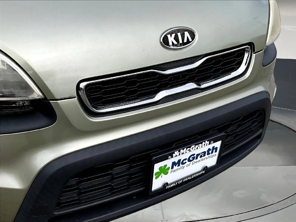 Used 2012 Kia Soul + w/ Audio Pkg FWD image 33
