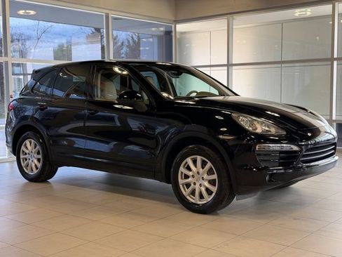 Used 2012 Porsche Cayenne AWD/4WD image 6