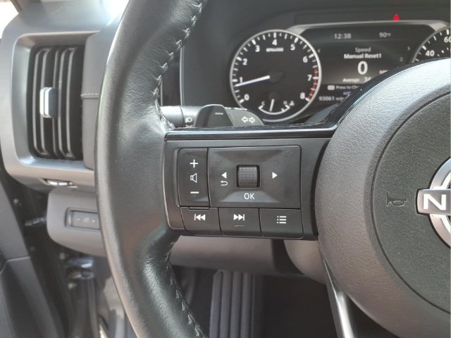 Used 2023 Nissan Pathfinder SL w/ SL Premium Package AWD/4WD image 16