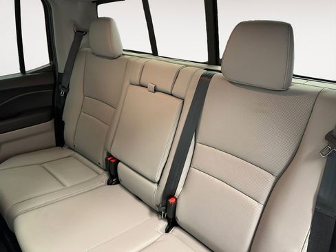 Used 2020 Honda Ridgeline RTL-E image 13