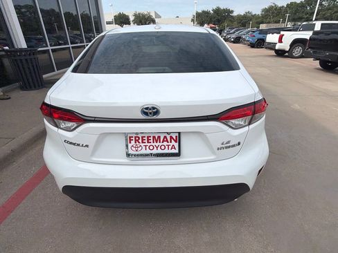 Used 2023 Toyota Corolla LE FWD image 7