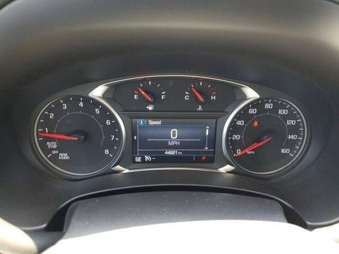 Used 2024 GMC Terrain SLE AWD/4WD image 23