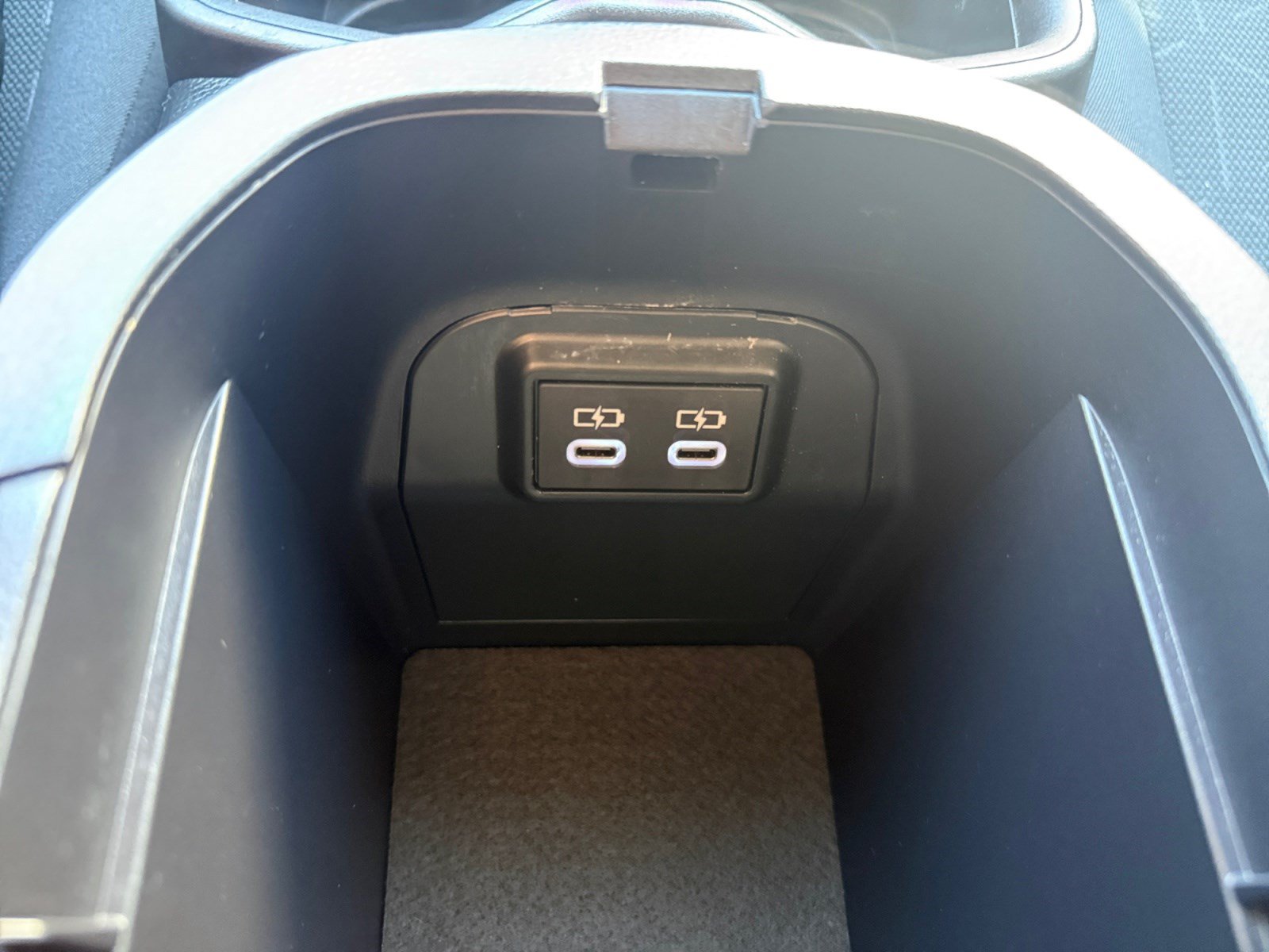 Used 2024 Toyota RAV4 XLE AWD/4WD image 28