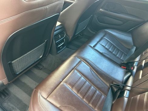 Used 2023 BMW i4 eDrive40 w/ M Sport Package RWD image 12