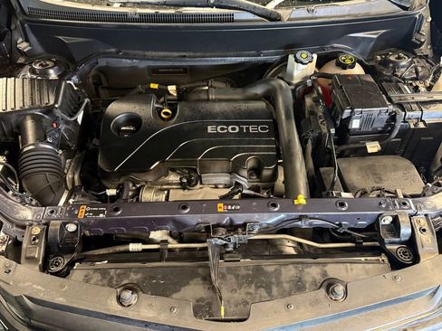 Used 2019 Chevrolet Equinox LS image 23