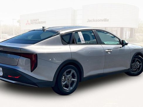 Used 2025 Kia K4 FWD image 6