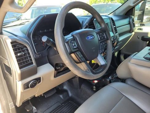 Used 2018 Ford F350 XL w/ Power Equipment Group AWD/4WD image 15