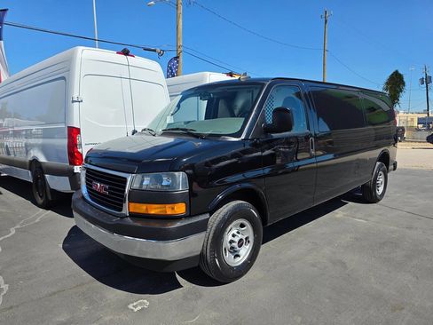 Used 2023 GMC Savana 3500 Extended w/ Driver Convenience Package image 31