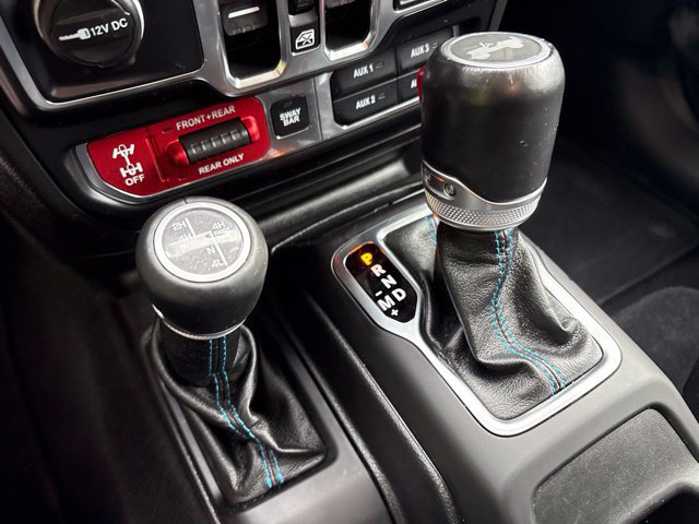 Used 2021 Jeep Wrangler Unlimited Rubicon 4xe w/ Cold Weather Group AWD/4WD image 25