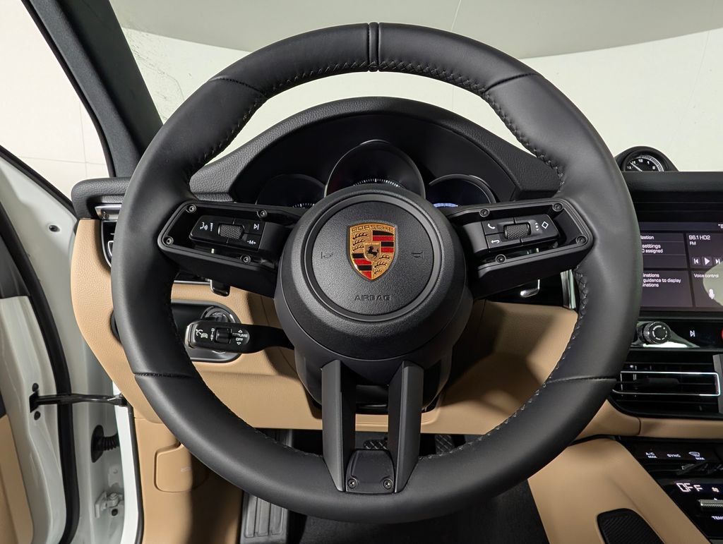 New 2026 Porsche Macan AWD/4WD image 36