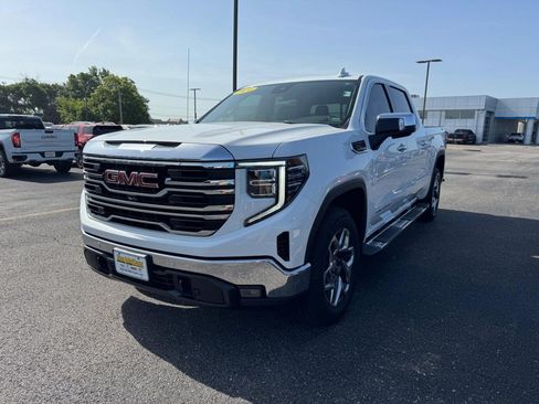 Certified 2024 GMC Sierra 1500 SLT w/ SLT Premium Plus Package AWD/4WD image 8