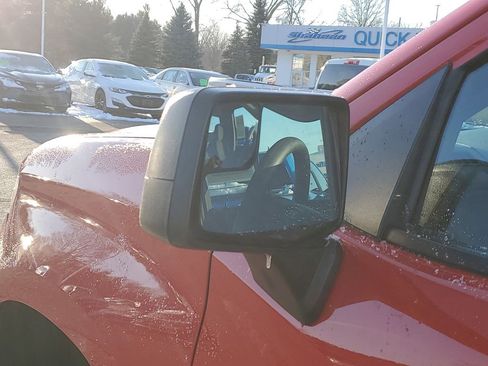 Certified 2025 Chevrolet Silverado 1500 W/T image 30