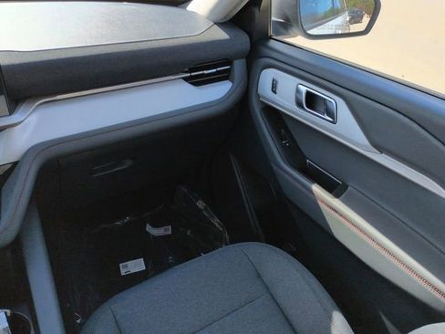 New 2026 Ford Explorer Active image 17