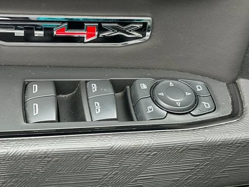 Used 2024 GMC Sierra 1500 AT4X AWD/4WD image 11
