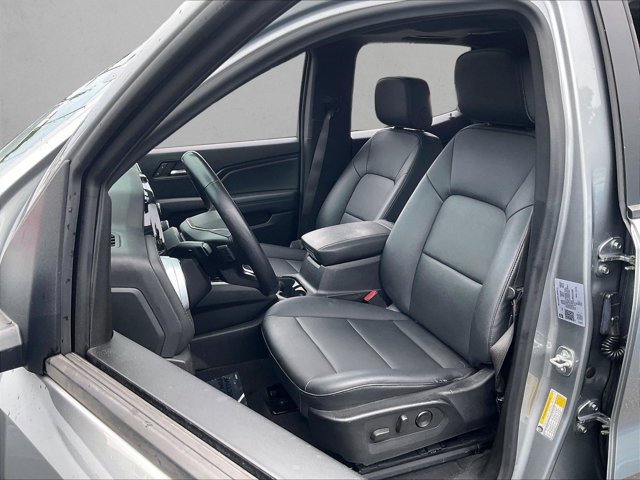 Certified 2024 Chevrolet Colorado LT w/ LT Convenience Package III AWD/4WD image 24